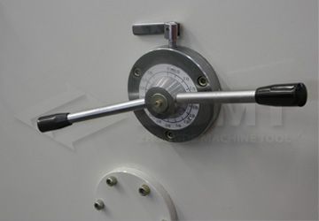 刀口間隙調(diào)整.jpg 刀口間隙調(diào)整.jpg